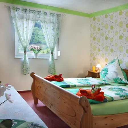 Im Rheintal Камп-Борнхофен